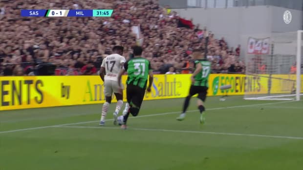  Leao's hat-trick of assists vs Sassuolo